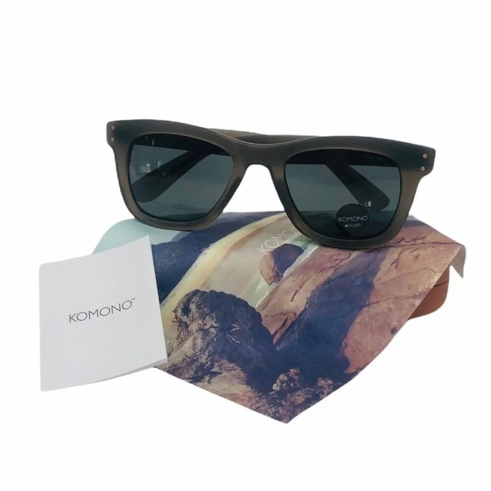 KOMONO Allen Frost Gray Sunglasses NEW NWT wayfarer